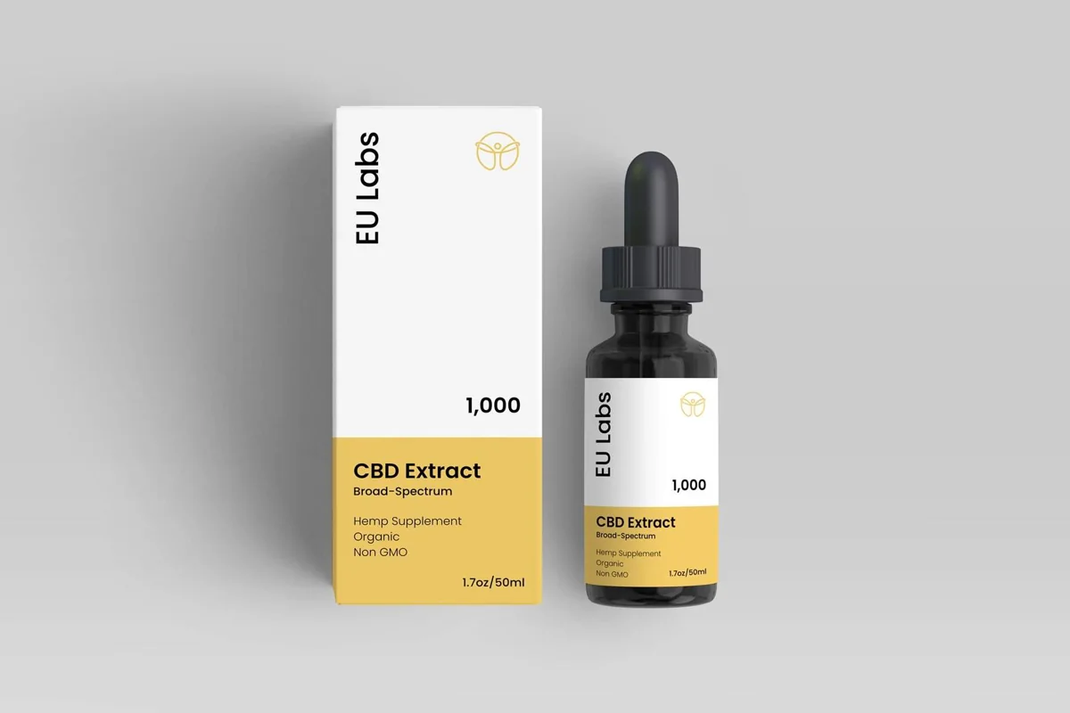 Amber dropper bottle of broad-spectrum CBD oil, 1000mg — CBD Oil Gold Coast
